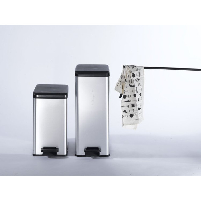Kosz na śmieci CURVER SLIM BIN prostokątny srebrny 40l