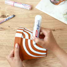 Marker EDDING akrylowy 5000 ścięty 5-10mm głęboki matowy turkus