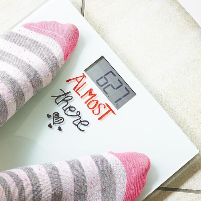 Marker EDDING permanentny 550 okrągły 3-4mm czerwony (7)