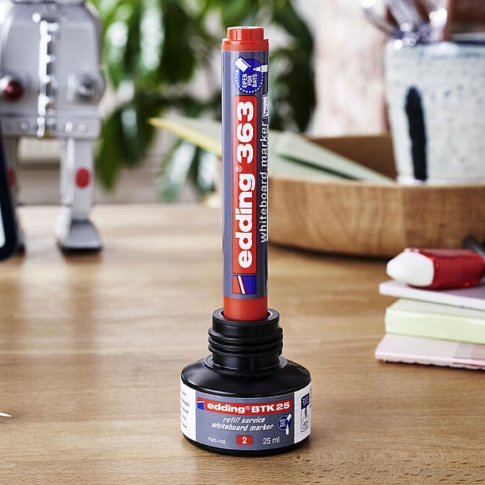 Marker EDDING suchościeralny 363 ścięty 1-5mm czarny (4)