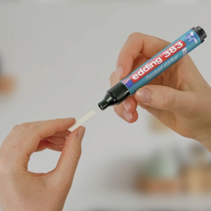 Marker EDDING suchościeralny 383 ścięty 1-5mm czarny (9)