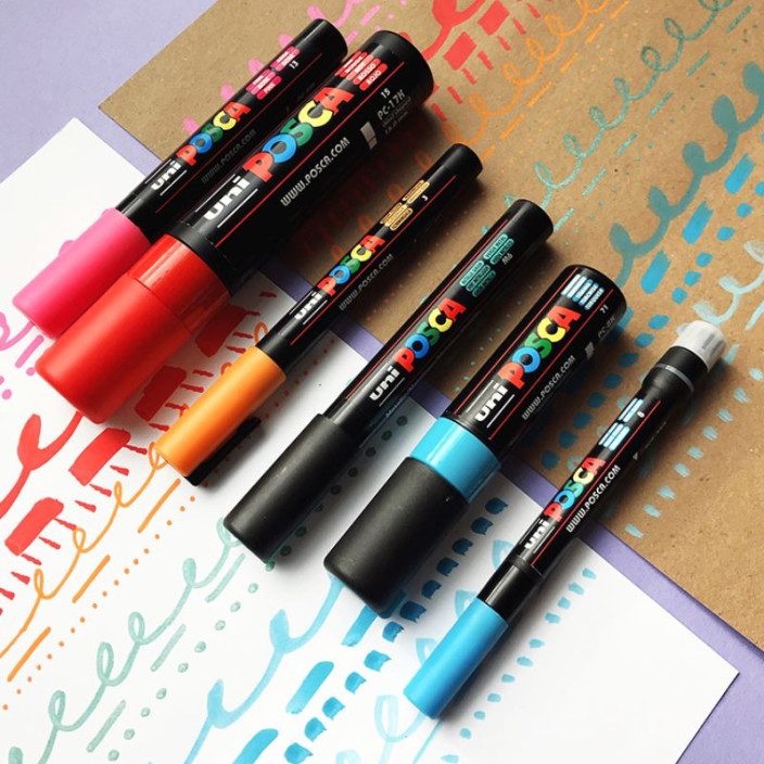 Marker UNI Posca z farbą plakatową PC-8K szary (7)