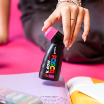 Marker UNI Posca z farbą plakatową PCM-22 jasny niebieski (5)