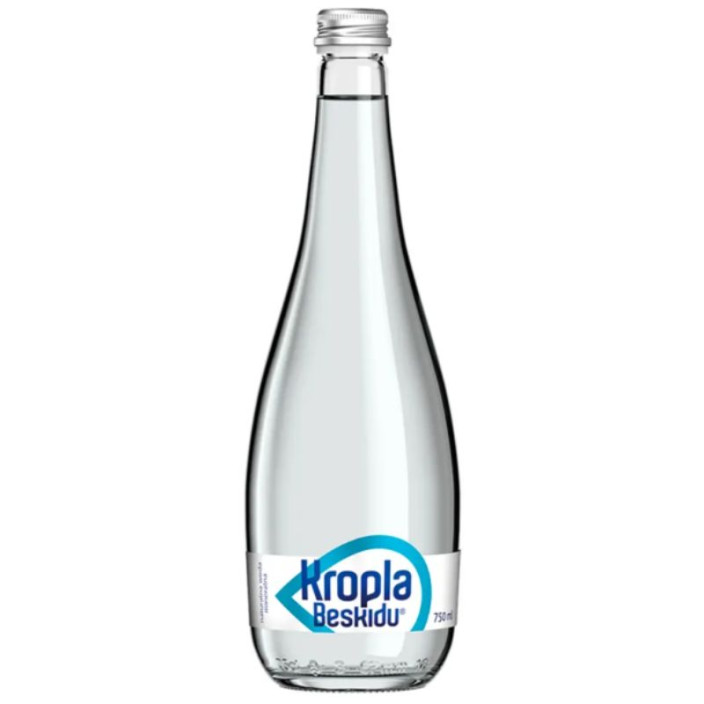 Woda niegazowana KROPLA BESKIDU 0,75l 6szt. (1)
